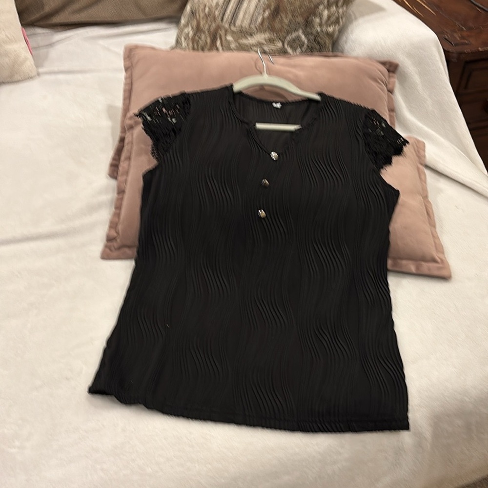 Black Ribbed Buttoned Polo Blouse
